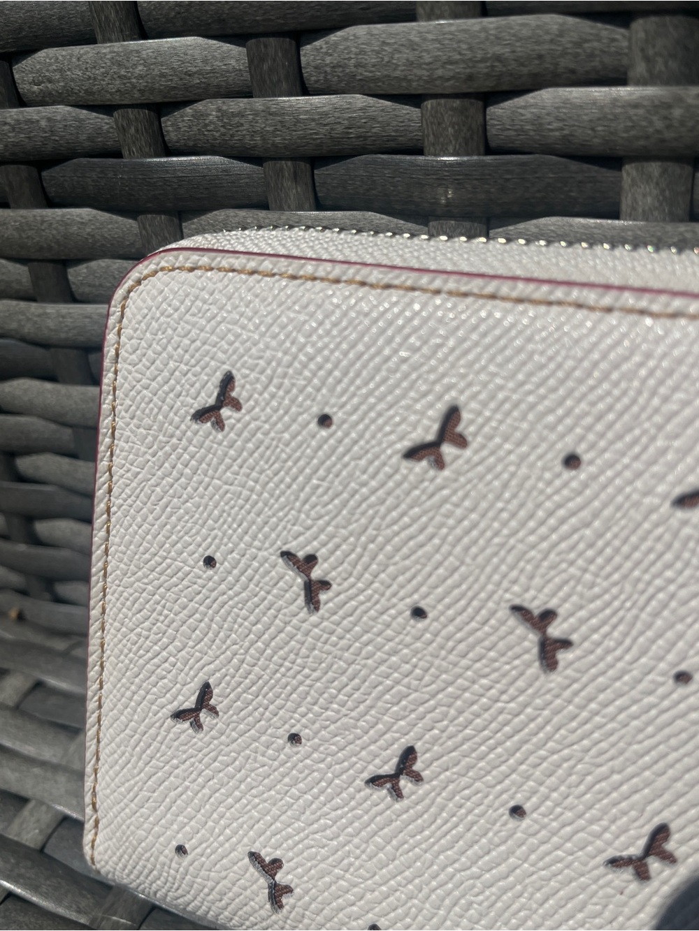 EUC AUTHENTIC COACH BUTTERFLY
CUT OUT ACCORDION WALLET - Picture 4 of 8